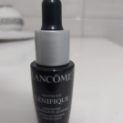 Swatch de minimeuf : Advanced Genifique, Lancôme
