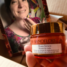 Swatch de Jade Mire : Baume de Rosée Rosa Fresca Bio, Sanoflore