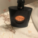 Swatch de Temana : Black Opium Eau de parfum, Yves Saint Laurent