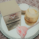 Swatch de LouiseK : Neovadiol Magistral Nuit, Vichy