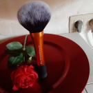 Swatch de Maria_beauty_review : Powder Brush Pinceau Poudre, Real Techniques