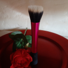 Swatch de Maria_beauty_review : Stippling Brush - Pinceau HD, Real Techniques