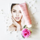 Swatch de oiseau : Huile Démaquillante Velours, Heliabrine