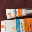 Swatch de Ninize : Anthelios Ultra 50, La Roche-Posay