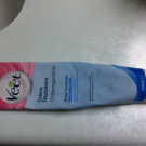 Swatch de Ninize : Crème dépilatoire peaux sensibles, Veet