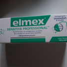 Swatch de audreydtz : Dentifrice Elmex Sensitive au fluorure d'amines Olafluor de Elmex, Elmex