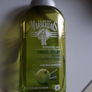 Swatch de audreydtz : Force et Éclat aux Extraits de Pomme et Feuilles d'Olivier, Le Petit Marseillais