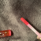 Swatch de Mmbeautyy : Eclat Minute Huile Confort Lèvres, Clarins