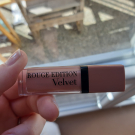 Swatch de citronnelle70200 : Rouge Edition Velvet, Bourjois