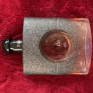 Swatch de Hanadii : Black Opium Eau de parfum, Yves Saint Laurent