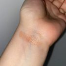 Swatch de perle09 : Shimmering Skin Perfector Pressed, Becca
