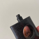Swatch de perle09 : Black Opium Eau de parfum, Yves Saint Laurent