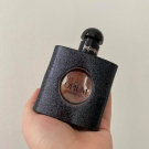 Swatch de perle09 : Black Opium Eau de parfum, Yves Saint Laurent