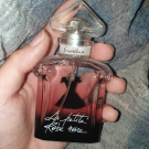 Swatch de Modalauxvsg : La Petite Robe Noire - Eau de Parfum, Guerlain