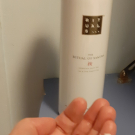 Swatch de fredsteph429 : The Ritual of Sakura Foaming Shower Gel - Mousse de douche, Rituals