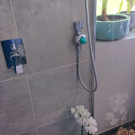 Swatch de Tessandco : Diffuseur d'huiles essentielles pour la douche, SKINJAY