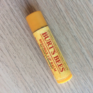 Swatch de GuntilipsSkincare : Baume pour les Lèvres au Miel, Burt's Bees