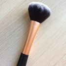 Swatch de GuntilipsSkincare : Powder Brush Pinceau Poudre, Real Techniques