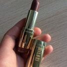 Swatch de GuntilipsSkincare : Color Statement Lipstick, Milani