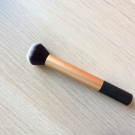 Swatch de GuntilipsSkincare : Buffing Brush, Real Techniques