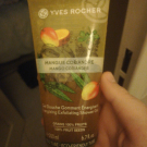 Swatch de olongo39 : Douche gommante rafraîchissante citron basilic, Yves Rocher