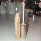 Swatch de e.a.s.beauty : Double Wear - Anti-cernes zéro défaut tenue extrême, Estée Lauder