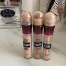 Swatch de e.a.s.beauty : Instant Anti Age l'Effaceur Yeux, Maybelline New York