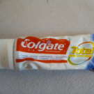 Swatch de Jasssss : Dentifrice Colgate Blancheur Total, Colgate
