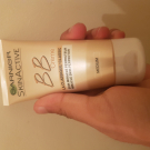 Swatch de nourr.erm : BB Crème Soin Miracle Perfecteur La Classique, Garnier