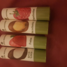 Swatch de nourr.erm : Baume Lèvres Karité, Yves Rocher