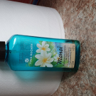 Swatch de Kali2012 : Shampooing douche des lagons, Yves Rocher