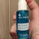 Swatch de AliceMerveilles : Sérum Liquide Ultra-Hydratant - Peaux Normales à Mixtes, Yves Rocher