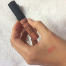 Swatch de my.name.is.julie : Soft matte lip cream, NYX