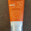 Swatch de bridget90350 : Crème SPF 50, Avène