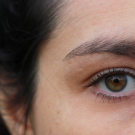 Swatch de Girls n Nantes Eva : Mascara Volume Effet Faux Cils, Yves Saint Laurent