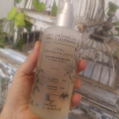 Swatch de Orelara : L'eau Démaquillante au Géranium, Mademoiselle Saint Germain