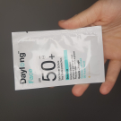 Swatch de chloe59551 : Daylong face sensitive, Daylong