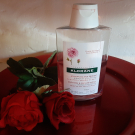 Swatch de Maria_beauty_review : Shampoing à la Pivoine, Klorane