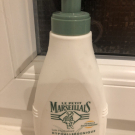 Swatch de Louloudel : Lait hydratant Hypoallergénique Sève d'Aloe Vera et Calendula, Le Petit Marseillais