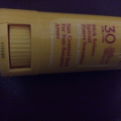 Swatch de Ninize : Stick solaire Spécial Zones Sensibles, Clarins
