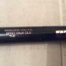 Swatch de Ninize : NOUVEAU MASCARA VOLUME EFFET FAUX CILS, Yves Saint Laurent