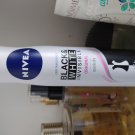 Swatch de Loute08 : Black & white invisible, Nivea