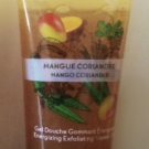 Swatch de Magamedova : Gel Douche Gommant Energisant Mangue Coriandre, Yves Rocher