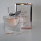 Swatch de Magamedova : La vie est belle Eau de Toilette, Lancôme