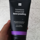 Swatch de parisaddicti.france : BAMBOO CHARCOAL FACE PEELING, Hema