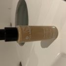 Swatch de Brende05 : Fond de teint Peau Parfaite 14h* - Zéro Défaut - Couleurs Nature, Yves Rocher