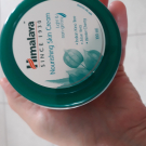 Swatch de LOLLYPOPS : Nourishing skin cream, Himalaya Herbals