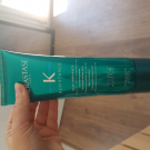 Swatch de Alison Calmer : Bain Thérapiste, Kérastase