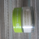 Swatch de Mille&UneNuit : Gel crème zéro défaut - Sebo Végétal, Yves Rocher