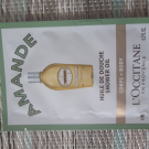 Swatch de Mille&UneNuit : Huile de Douche Amande, L'Occitane